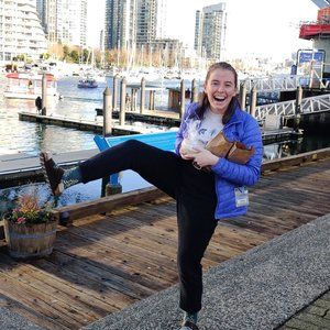 Meet your Posher, Hannah